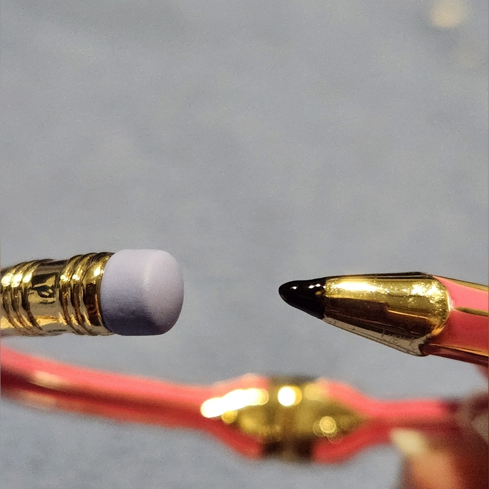 Betsey Johnson Pink Pencil Bangle - Picture 4 of 4